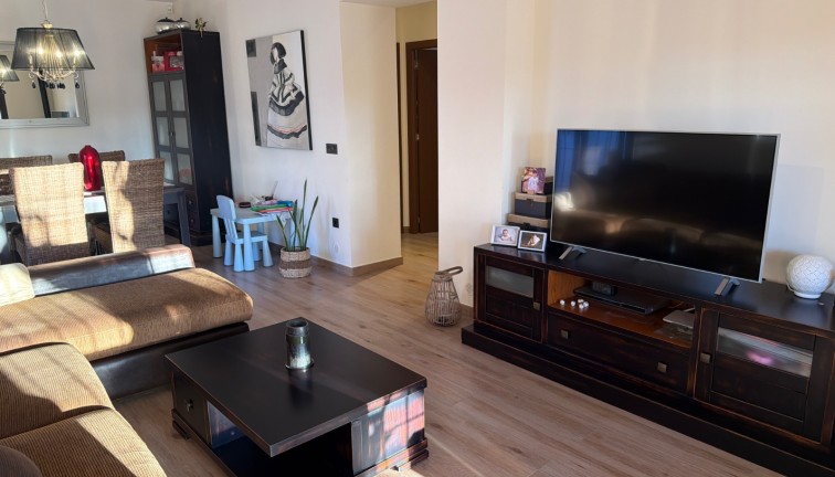 Reventa - Casa adosada - Dolores