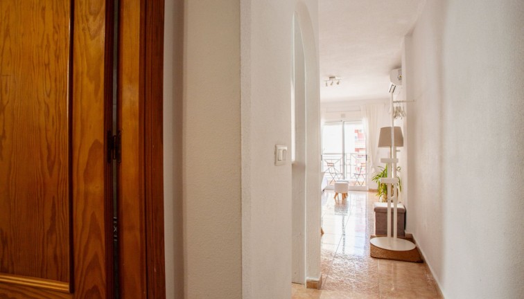 Återförsäljning - Lägenhet - Torrevieja