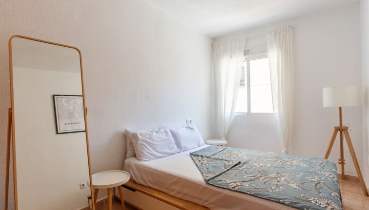 Återförsäljning - Lägenhet - Torrevieja