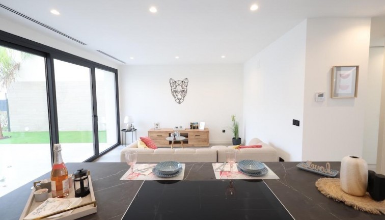 Reventa - Chalet - Los Alcazares