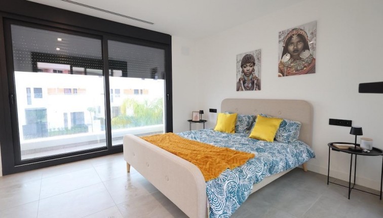 Reventa - Chalet - Los Alcazares