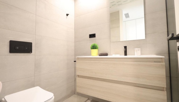 Reventa - Chalet - Los Alcazares