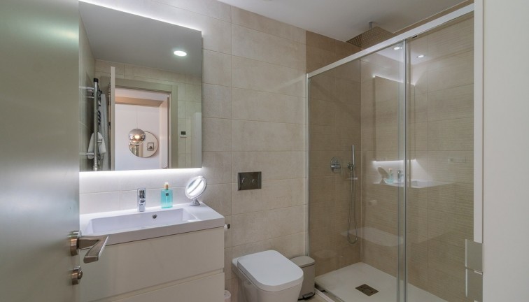 Återförsäljning - Lägenhet - Orihuela Costa - Playa Flamenca