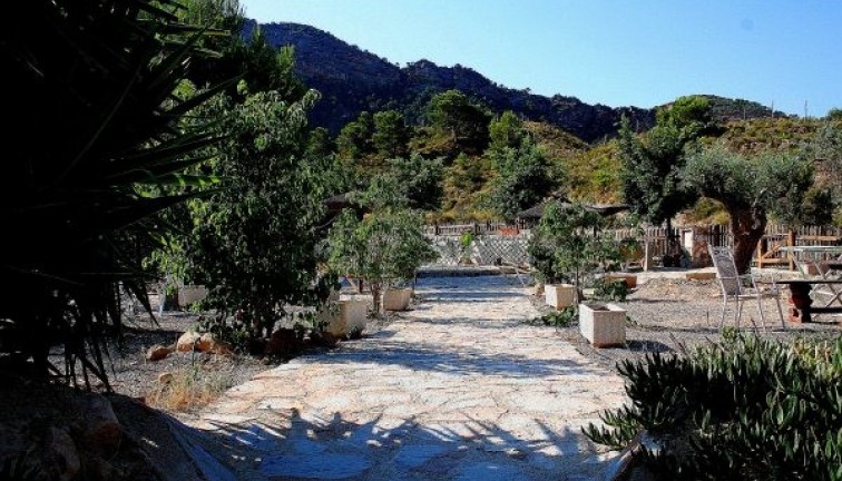 Reventa - Chalet - Gea y truyols