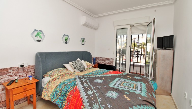 Jälleenmyynti - Paritalo/Rivitalo - Villamartín - Los Dolses