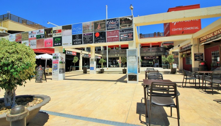 Jälleenmyynti - Erillistalo - Las Ramblas Golf - Las Ramblas