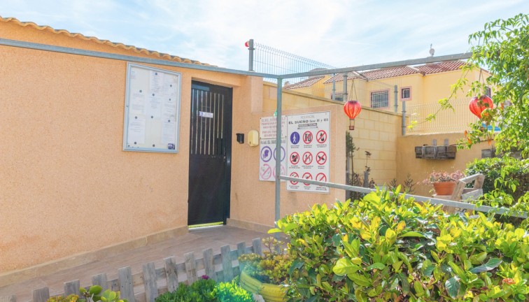 Jälleenmyynti - Asunto - Torrevieja - El chaparral