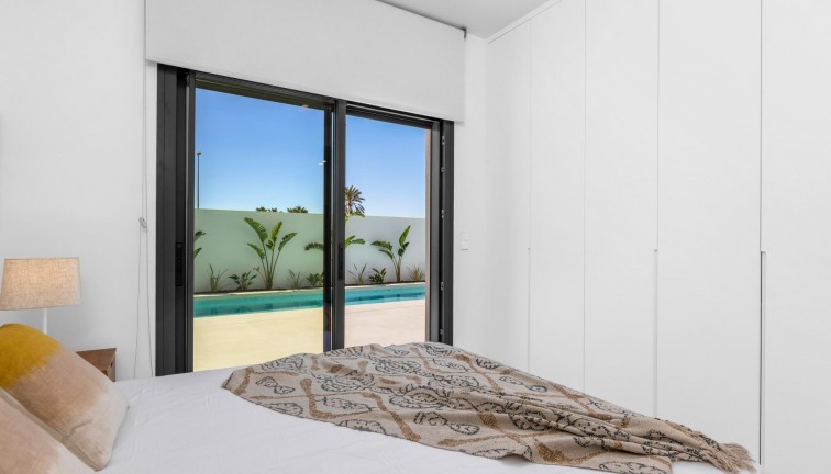 Obra nueva - Chalet - San Javier