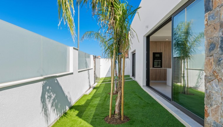 Obra nueva - Chalet - San Javier