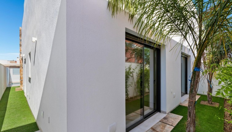 Obra nueva - Chalet - San Javier