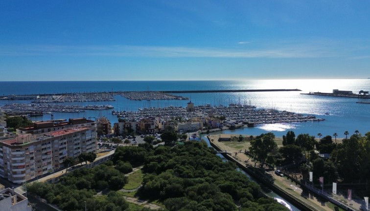Jälleenmyynti - Asunto - Torrevieja