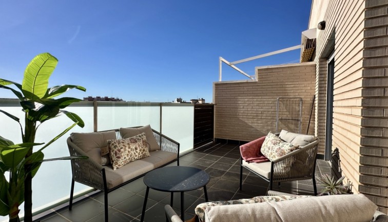 Jälleenmyynti - Asunto - Torrevieja