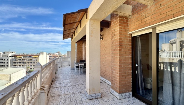 Reventa - Apartamento / piso - Torrevieja