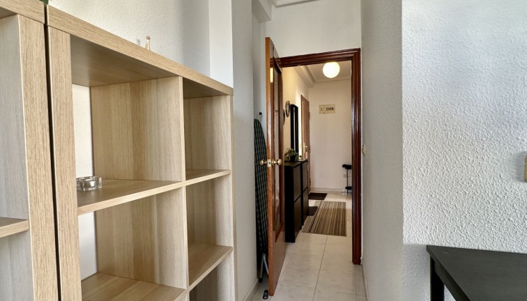 Reventa - Apartamento / piso - Torrevieja