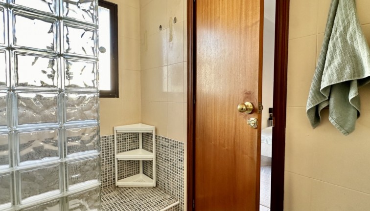 Reventa - Apartamento / piso - Torrevieja