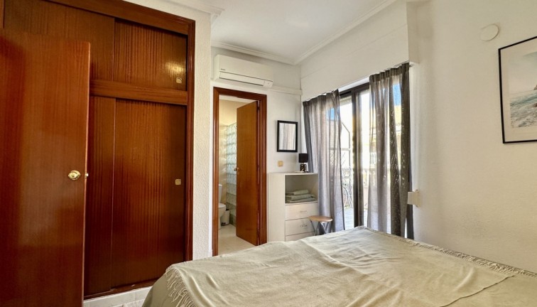 Reventa - Apartamento / piso - Torrevieja