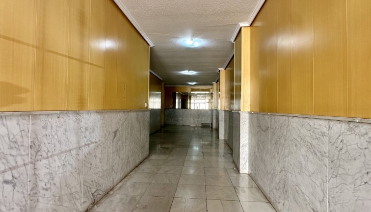 Reventa - Apartamento / piso - Torrevieja