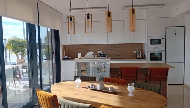 Jälleenmyynti - Erillistalo - Algorfa - La Finca Golf