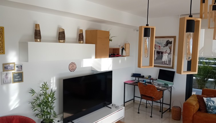 Jälleenmyynti - Erillistalo - Algorfa - La Finca Golf