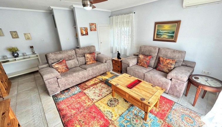 Resale - Semi-Detached - Villamartín