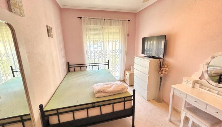 Resale - Semi-Detached - Villamartín