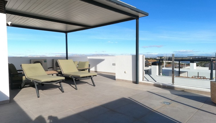 Jälleenmyynti - Erillistalo - Algorfa - La Finca Golf