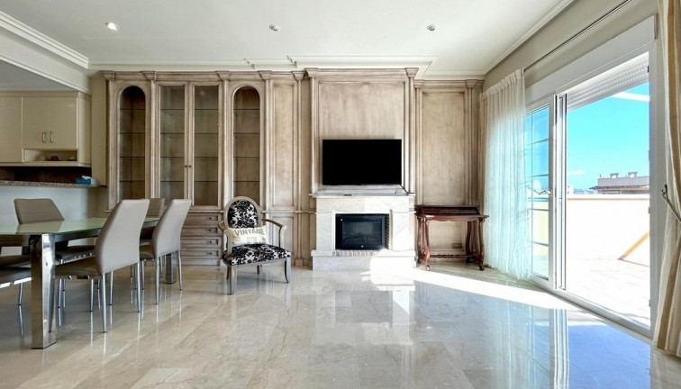 Jälleenmyynti - Asunto - Ylimmän kerroksen asunto - Orihuela Costa - Aguamarina