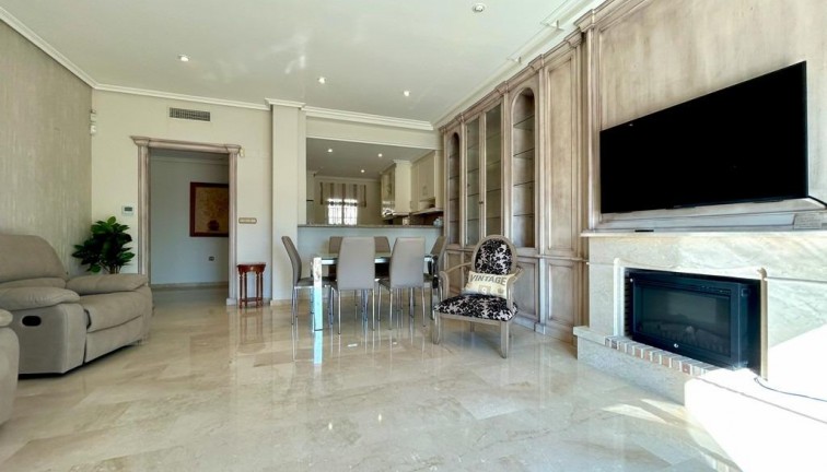 Jälleenmyynti - Asunto - Ylimmän kerroksen asunto - Orihuela Costa - Aguamarina