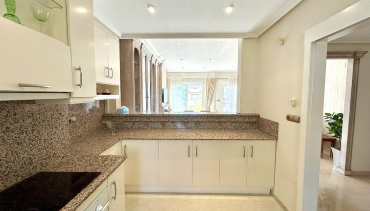 Jälleenmyynti - Asunto - Ylimmän kerroksen asunto - Orihuela Costa - Aguamarina