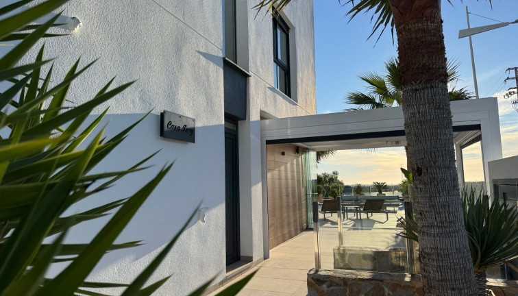 Jälleenmyynti - Erillistalo - Algorfa - La Finca Golf