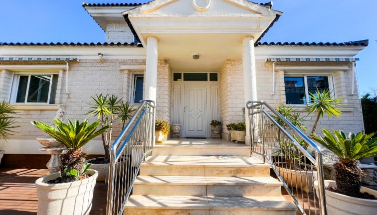 Reventa - Chalet - La Mata - LA MATA