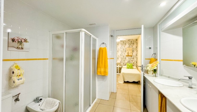 Jälleenmyynti - Asunto - Playa Flamenca