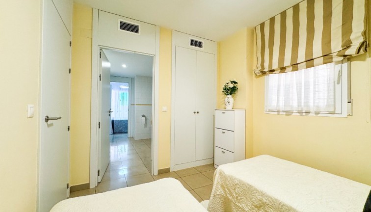 Jälleenmyynti - Asunto - Playa Flamenca