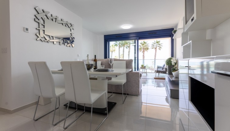 Återförsäljning - Lägenhet - Punta Prima