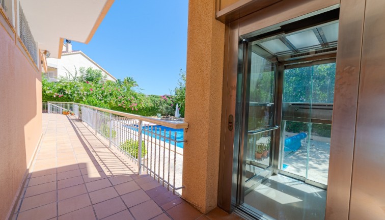 Reventa - Chalet - Campoamor