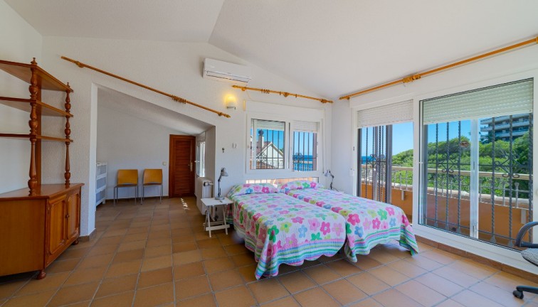 Reventa - Chalet - Campoamor