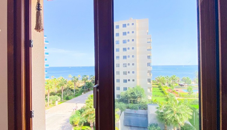 Resale - Apartment - Punta Prima