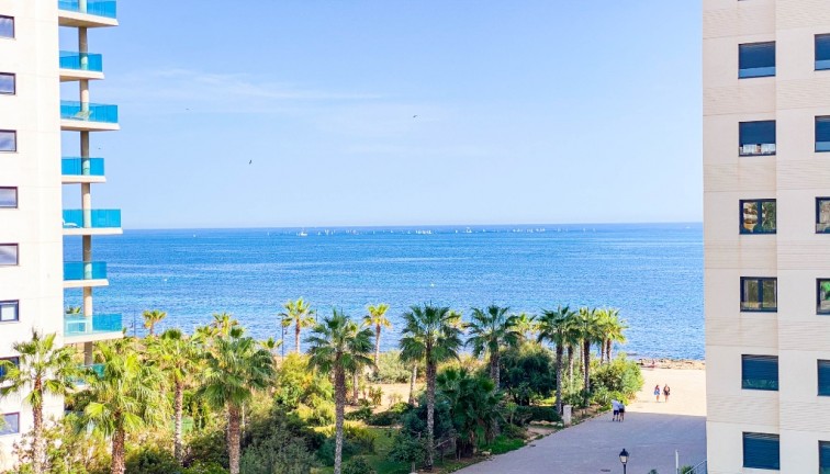 Resale - Apartment - Punta Prima