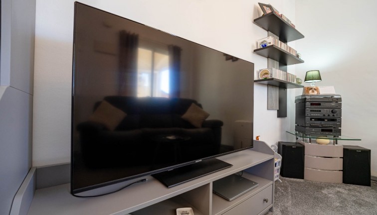 Jälleenmyynti - Erillistalo - Orihuela Costa - Los Altos