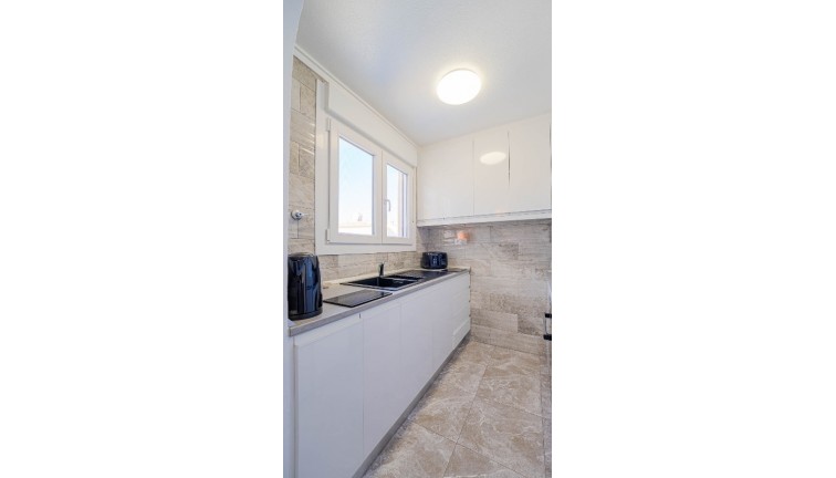 Jälleenmyynti - Erillistalo - Orihuela Costa - Los Altos