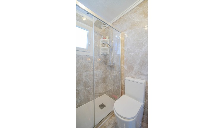 Jälleenmyynti - Erillistalo - Orihuela Costa - Los Altos