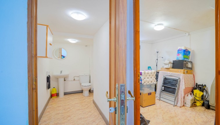 Jälleenmyynti - Erillistalo - Orihuela Costa - Los Altos