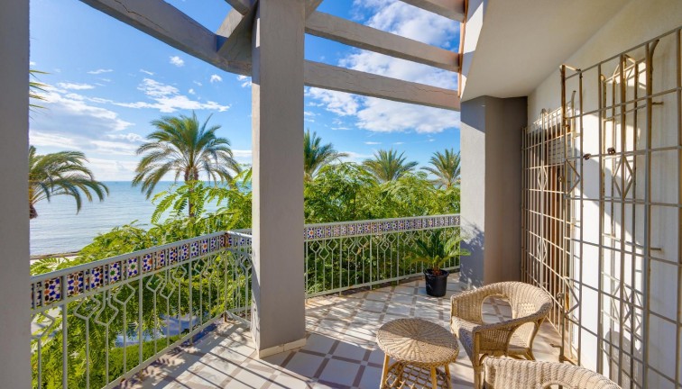 Resale - Chalet - Santa Pola