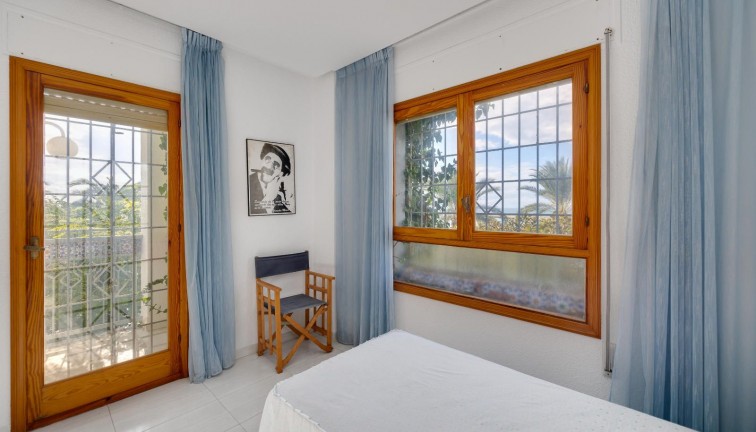 Resale - Chalet - Santa Pola