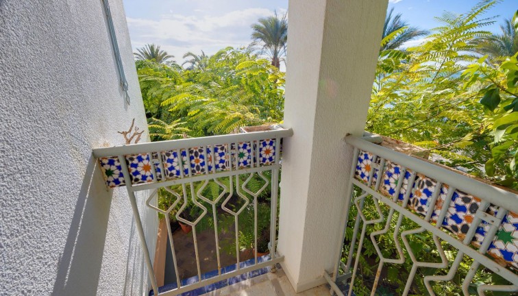 Resale - Chalet - Santa Pola