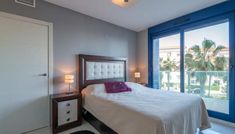 Resale - Apartment - Punta Prima