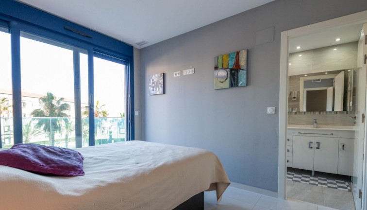 Resale - Apartment - Punta Prima