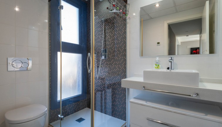 Resale - Apartment - Punta Prima