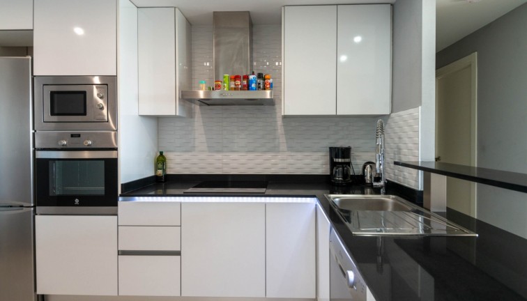 Resale - Apartment - Punta Prima