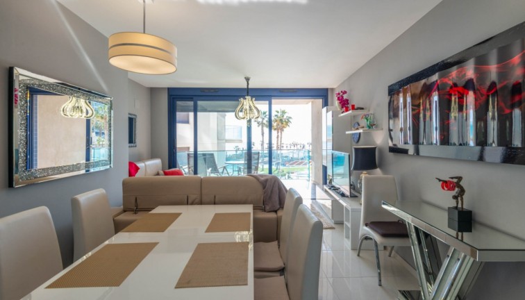 Resale - Apartment - Punta Prima